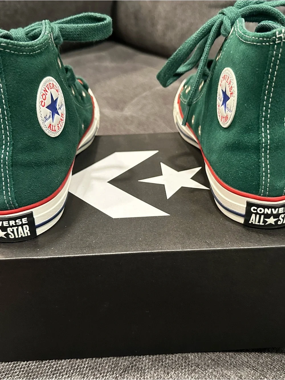 Converse Kids Green Suede Boys Size 5  Canvas Sneakers (worn one time only)